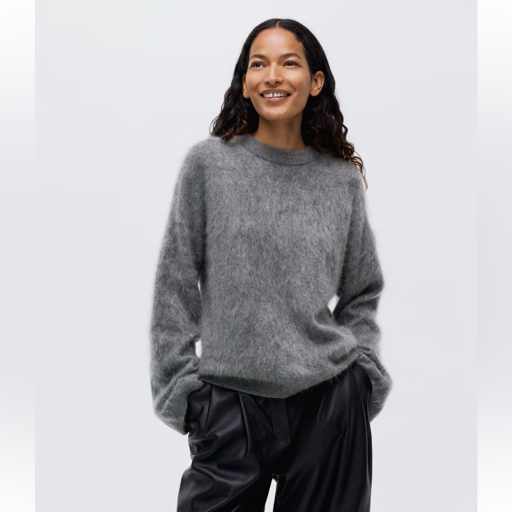 NWOT H&M BRUSHED CASHMERE SWEATER